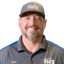 Sam Shineflew headshot