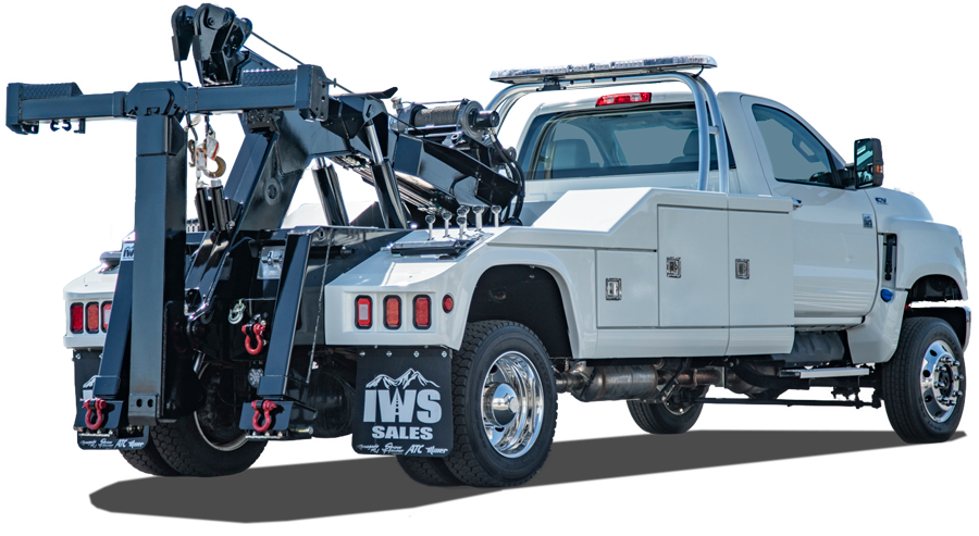 What's the Difference Between A Tow Truck and A Wrecker?